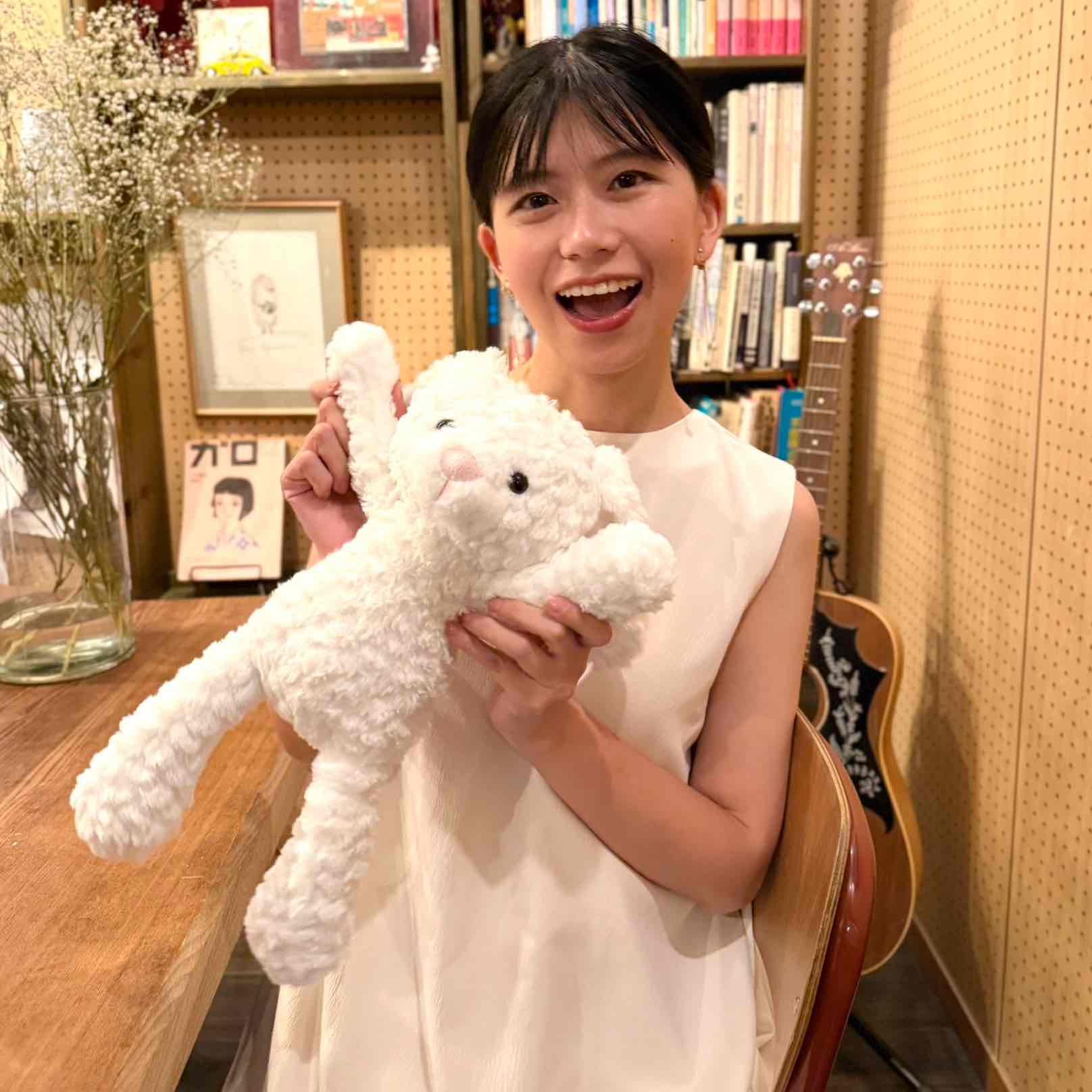 radio_img_url