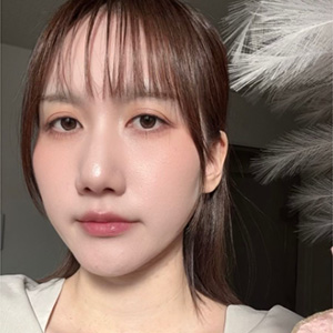 プロフィール