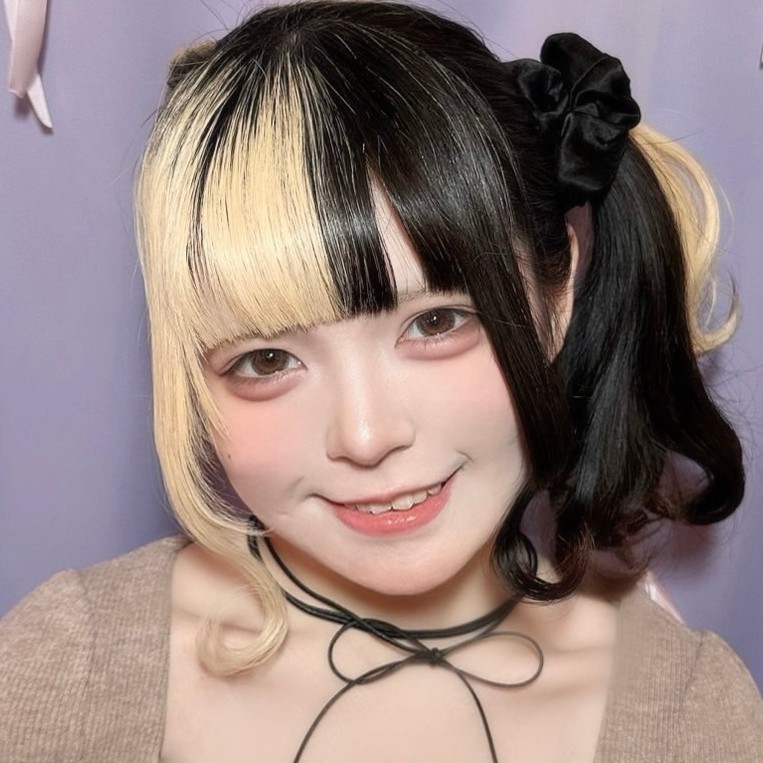 プロフィール