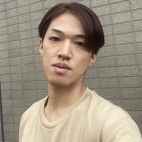 プロフィール